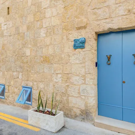 Guest house Ta' Karmenu, An 800 Year Old Modernized With Terrace, By Walk To Mdina *